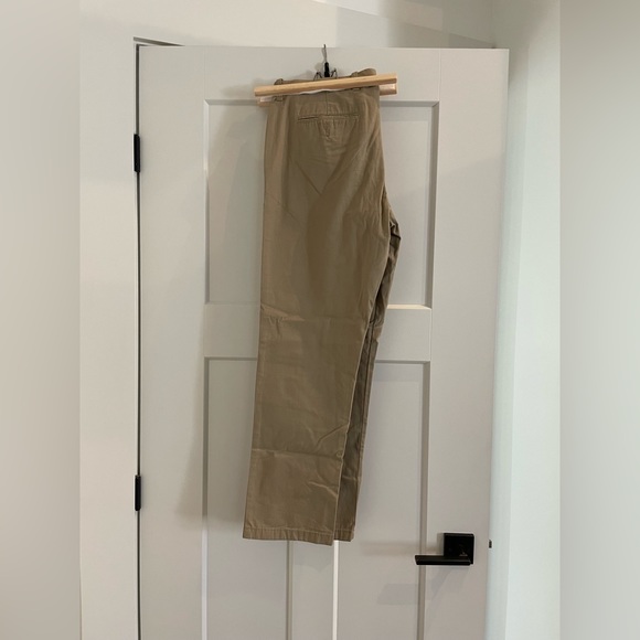 32 x 30 Beige Tommy Hilfiger Pants - Picture 1 of 6